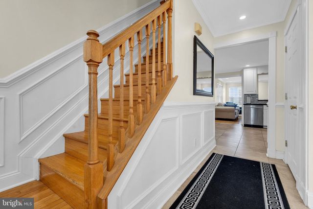 12 FAWN HOLLOW RD, Burlington, NJ 08016