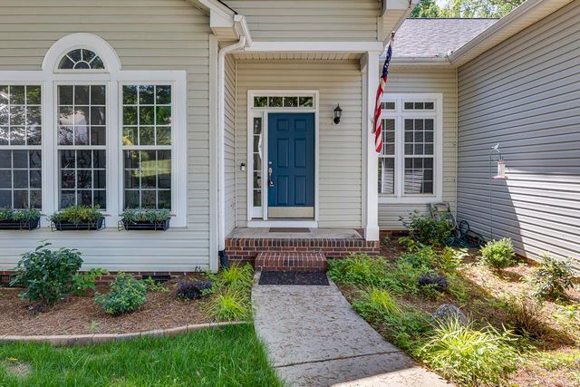 105 Poplar Springs Drive, Mauldin, SC 29662