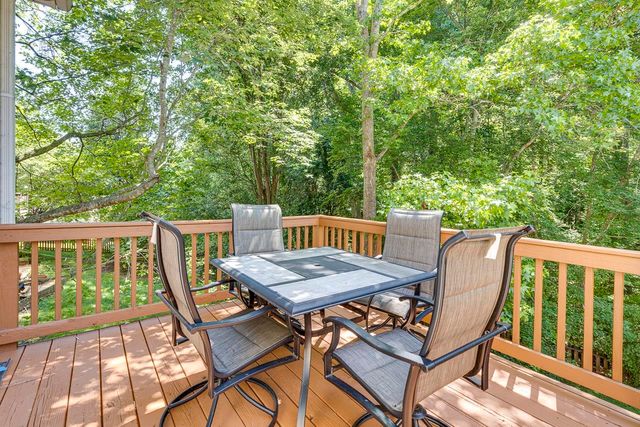 105 Poplar Springs Drive, Mauldin, SC 29662