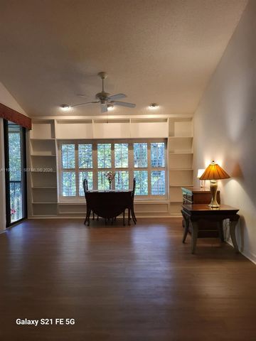 5200 SE Seascape Way 201, Stuart, FL 34997