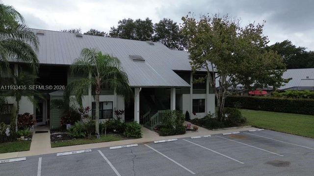 5200 SE Seascape Way 201, Stuart, FL 34997