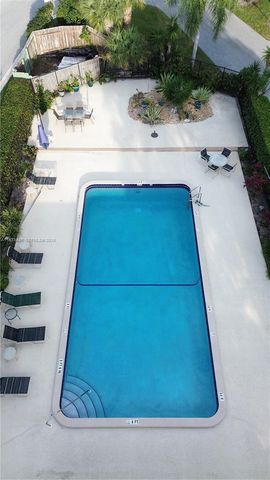 5200 SE Seascape Way 201, Stuart, FL 34997