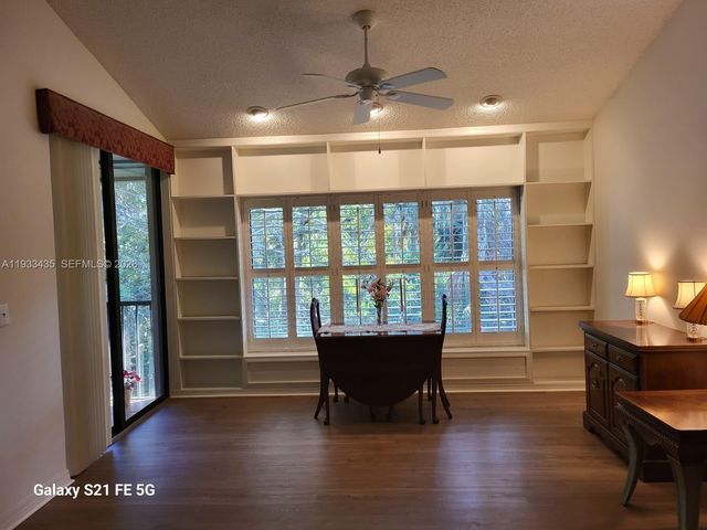 5200 SE Seascape Way 201, Stuart, FL 34997