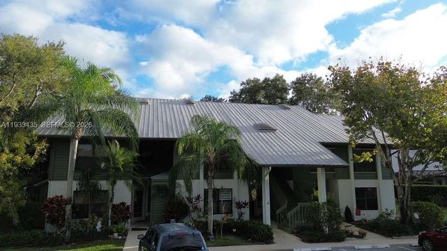 5200 SE Seascape Way 201, Stuart, FL 34997