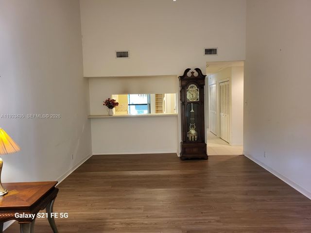5200 SE Seascape Way 201, Stuart, FL 34997