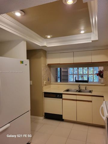 5200 SE Seascape Way 201, Stuart, FL 34997
