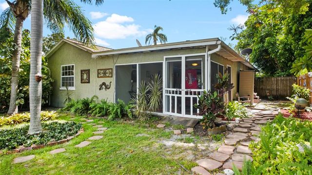 1401 52ND STREET S, Gulfport, FL 33707