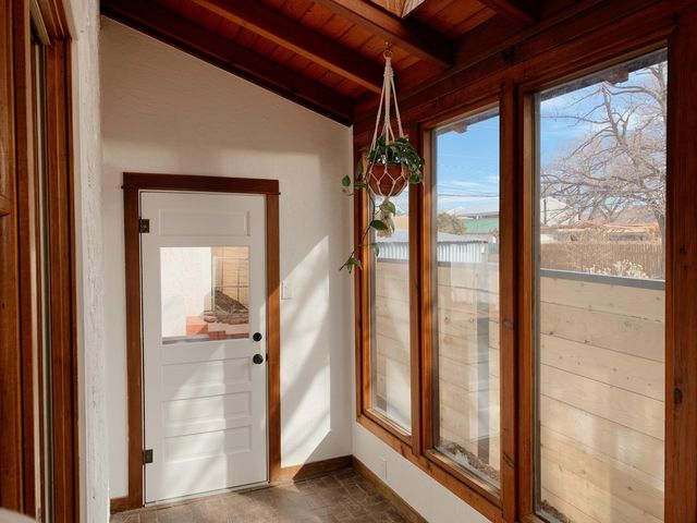 204 Harvard Drive SE, Albuquerque, NM 87106