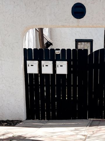 204 Harvard Drive SE, Albuquerque, NM 87106