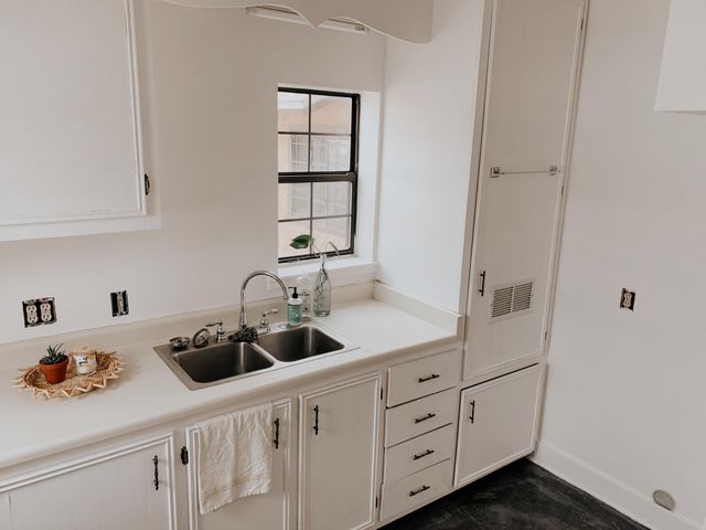 204 Harvard Drive SE, Albuquerque, NM 87106