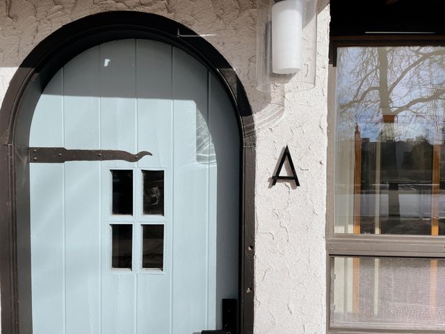 204 Harvard Drive SE, Albuquerque, NM 87106