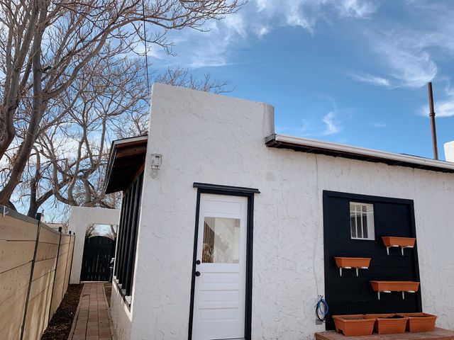204 Harvard Drive SE, Albuquerque, NM 87106
