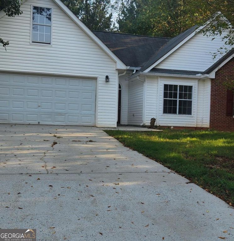10883 Knotty Pine Place, Hampton, GA 30228