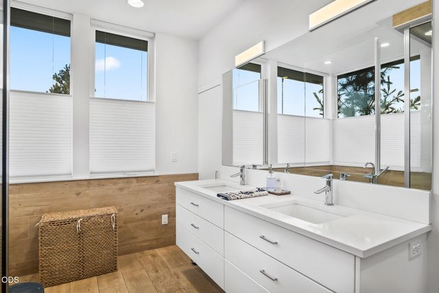 2083 NW Lemhi Pass Drive, Bend, OR 97703