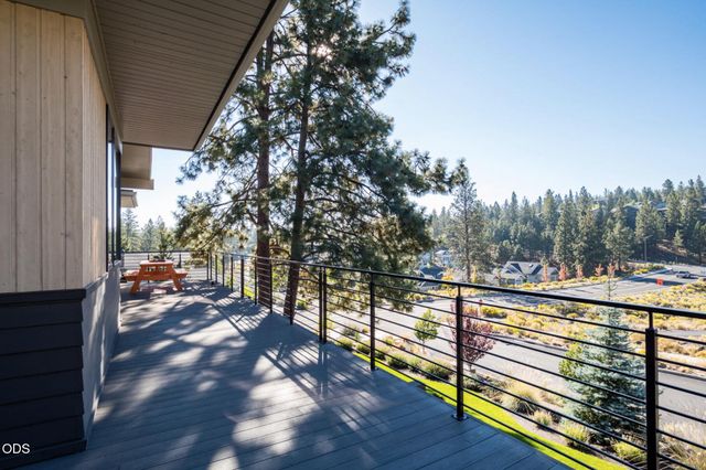 2083 NW Lemhi Pass Drive, Bend, OR 97703