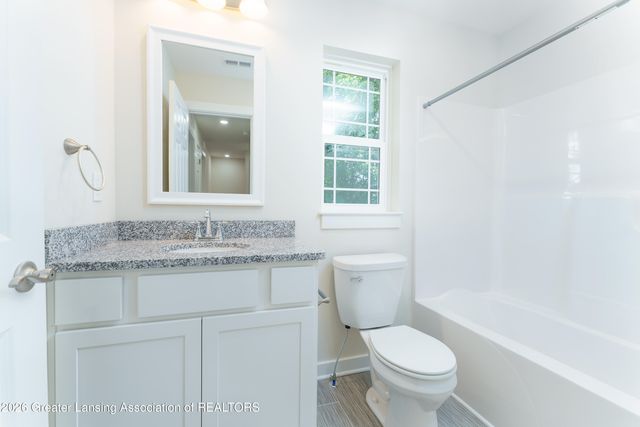15317 Sherwood Lane, Lansing, MI 48906