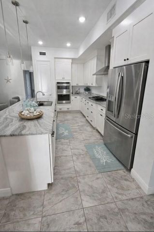 7230 HOURGLASS DRIVE, Apollo Beach, FL 33572