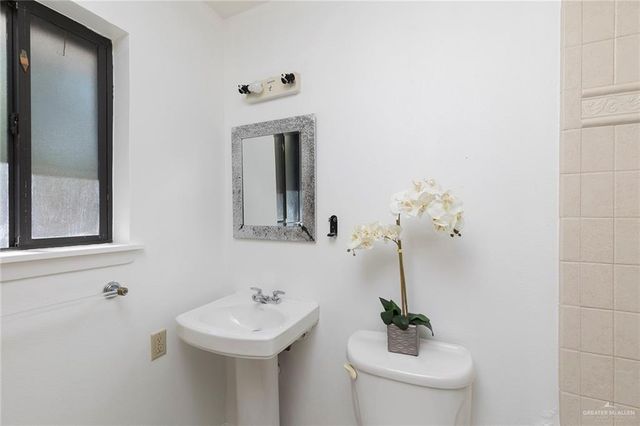 1707 Orchid Avenue, Mcallen, TX 78504