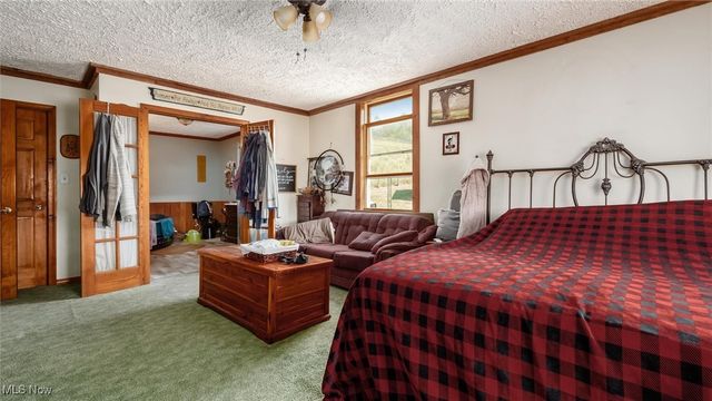 18513 Hobbler Lane, Lore City, OH 43755