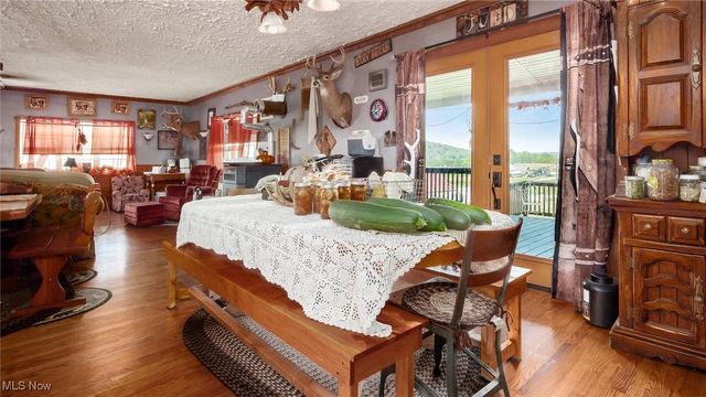 18513 Hobbler Lane, Lore City, OH 43755