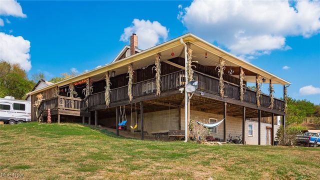 18513 Hobbler Lane, Lore City, OH 43755