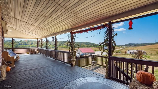 18513 Hobbler Lane, Lore City, OH 43755