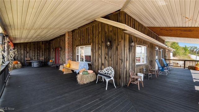 18513 Hobbler Lane, Lore City, OH 43755