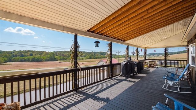 18513 Hobbler Lane, Lore City, OH 43755