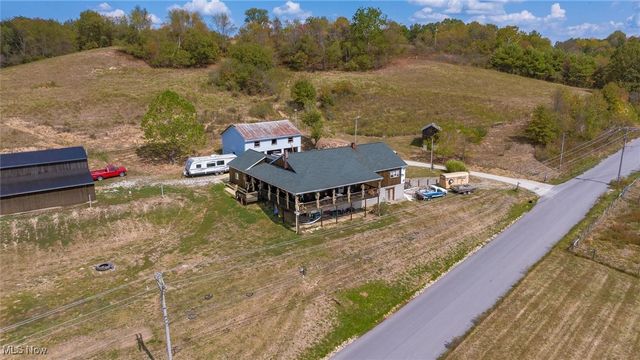 18513 Hobbler Lane, Lore City, OH 43755