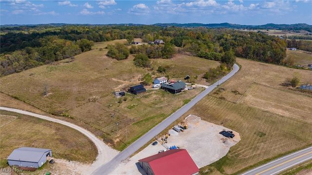 18513 Hobbler Lane, Lore City, OH 43755