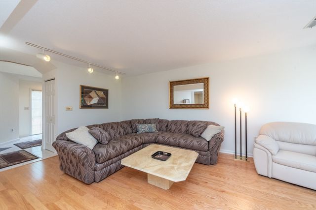 8 Canvasback Way 8, Walpole, MA 02081