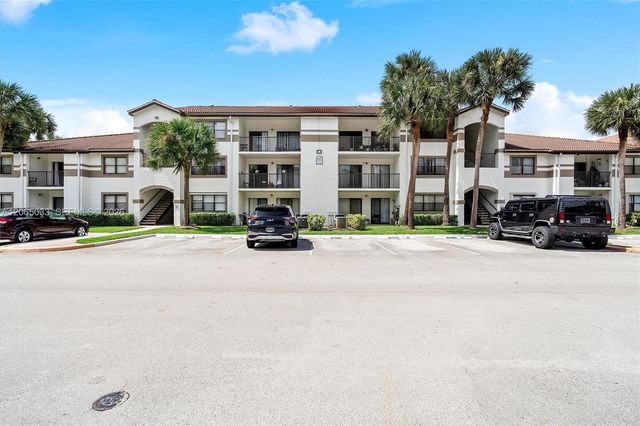 510 S Park Road 25-10, Hollywood, FL 33021