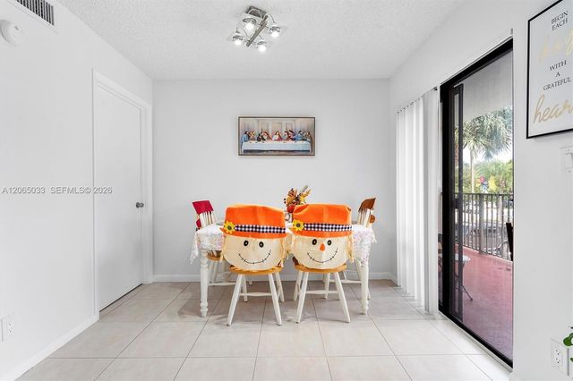 510 S Park Road 25-10, Hollywood, FL 33021
