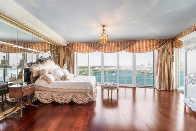 1000 S Pointe Dr 2501, Miami Beach, FL 33139