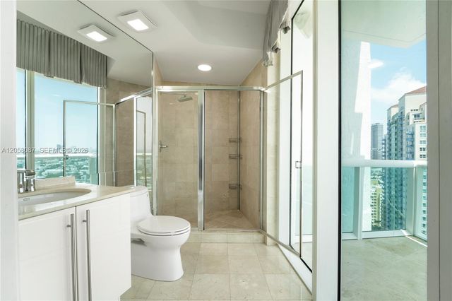 1000 S Pointe Dr 2501, Miami Beach, FL 33139