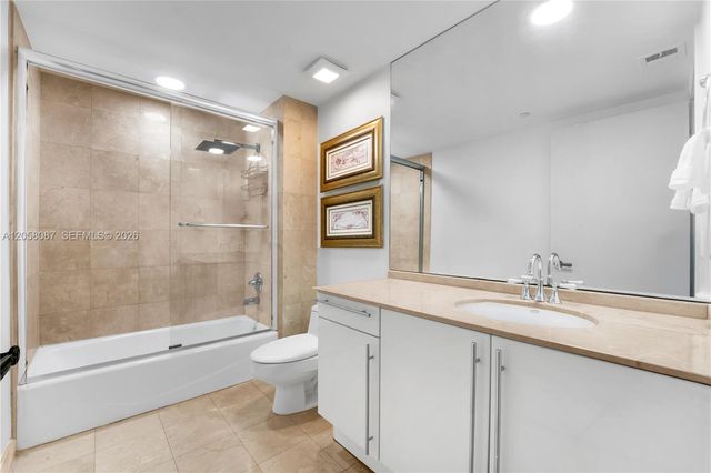 1000 S Pointe Dr 2501, Miami Beach, FL 33139