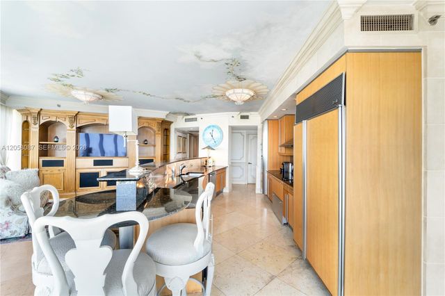 1000 S Pointe Dr 2501, Miami Beach, FL 33139