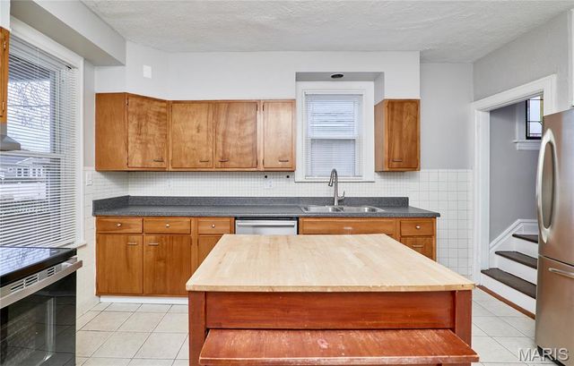 5315 Blow Street, St Louis, MO 63109