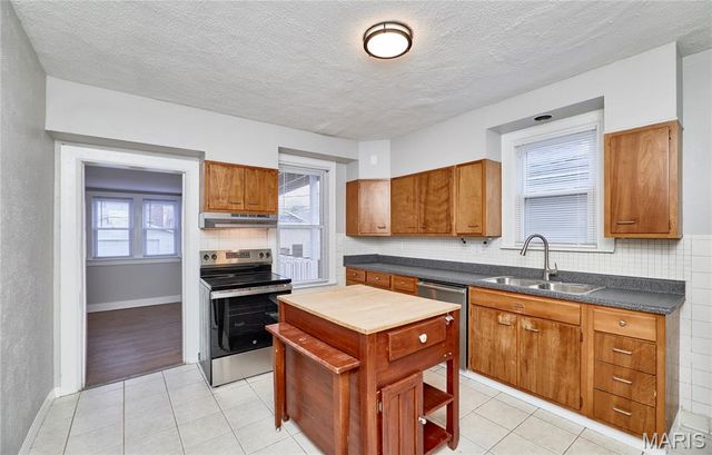 5315 Blow Street, St Louis, MO 63109