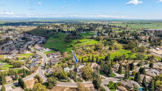 9904 Fox Borough Dr, Oakdale, CA 95361