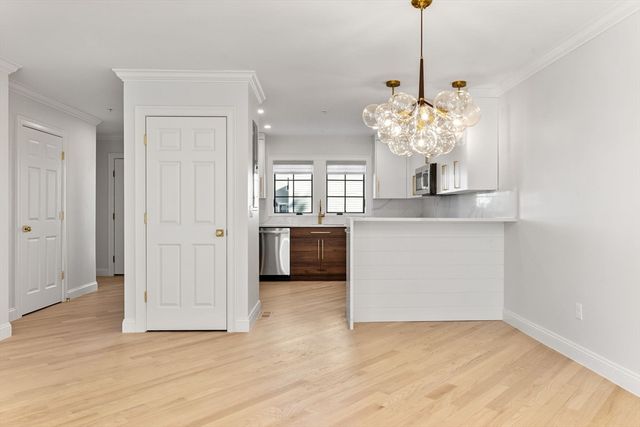 7 Chatham Street 7A, Watertown, MA 02472