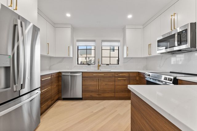 7 Chatham Street 7A, Watertown, MA 02472