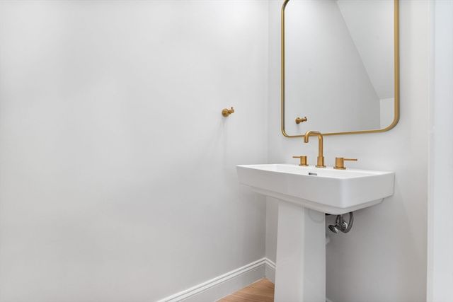 7 Chatham Street 7A, Watertown, MA 02472