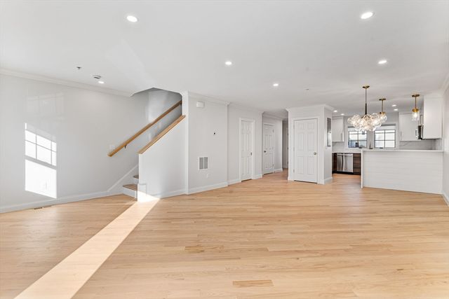 7 Chatham Street 7A, Watertown, MA 02472