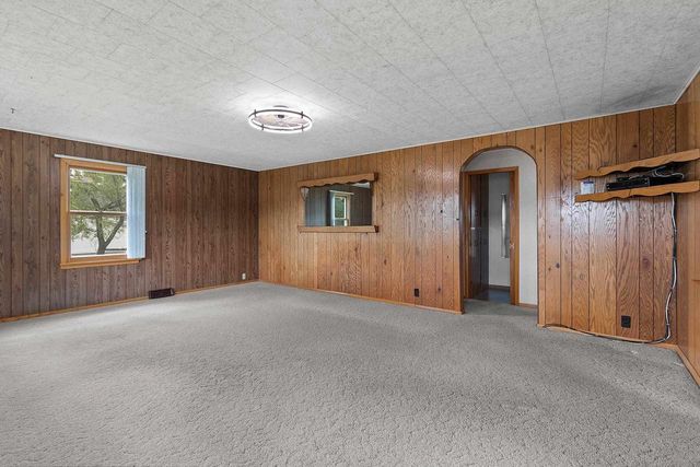243 E CHICAGO ROAD, Wautoma, WI 54982