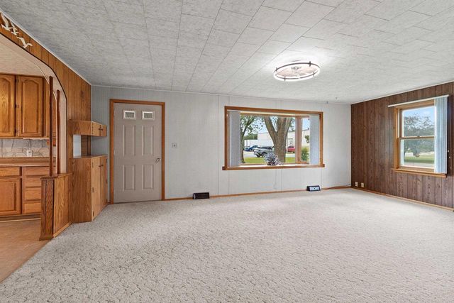 243 E CHICAGO ROAD, Wautoma, WI 54982