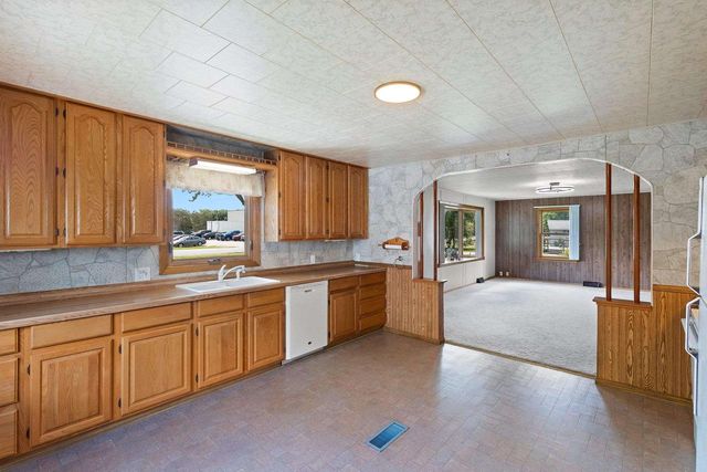 243 E CHICAGO ROAD, Wautoma, WI 54982