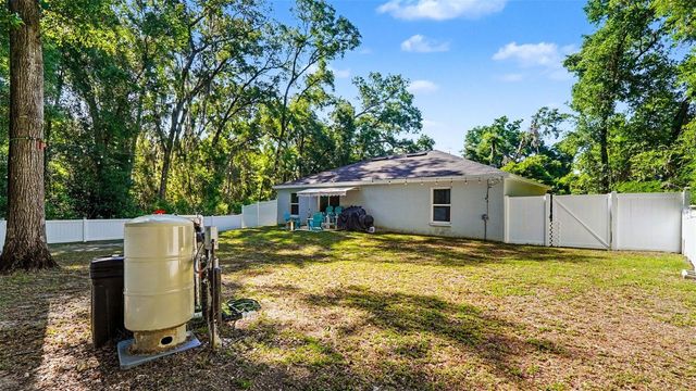 6201 E PEACH STREET, Inverness, FL 34452