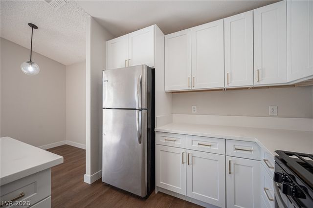 7904 Ryandale Circle 202, Las Vegas, NV 89145