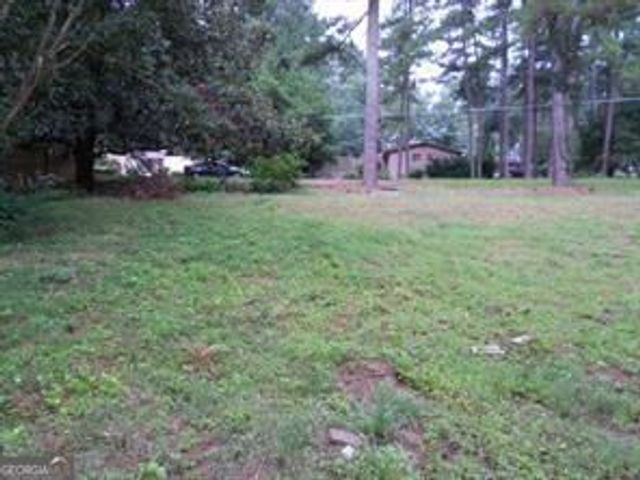 411 Safari Circle 1, Stone Mountain, GA 30083